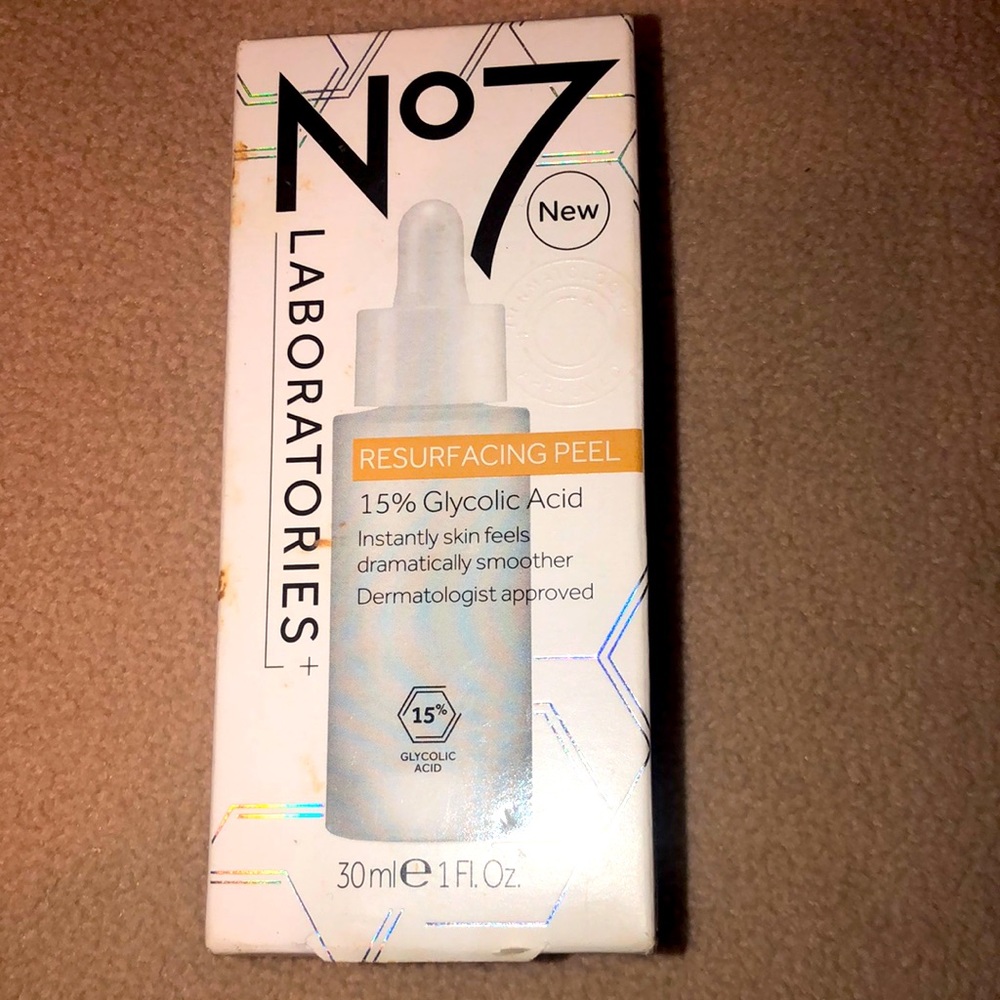 No7 NWT/Box Resurfacing Peel 💕 SkinCare